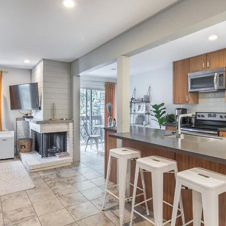 Updated Whistler Creek Studio With Parking Exterior photo